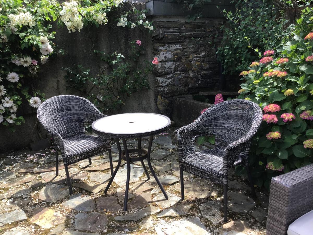 Owletts Barn B&B Bodmin Exteriör bild